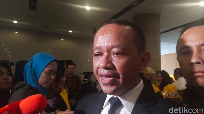 Ada Gubernur Rasa Presiden, Aturan Keliru soal Lobster