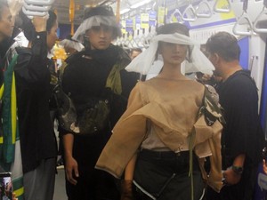 Fashion Rocks 2020, Peragaan Busana Pertama di MRT Jakarta