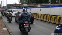 Struktur tersebut mulai menjorok ke atas.