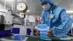 Corona Bikin Masker di China Laris Manis