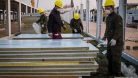 Sebab pembangunan rumah sakit rawat inap tradisional umumnya membutuhkan waktu dua tahun lebih untuk mendapatkan izin dari pemerintah. Foto: Dok. Xinhua/Xiao Yijiu