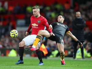 MU Buang Momentum untuk Kejar Chelsea