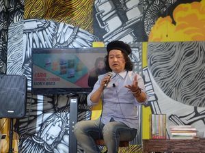 Cerita Panjang Andrea Hirata Garap Novel Baru Brianna dan Bottomwise