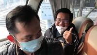Terlihat para WNI itu ceria karena bisa pulang ke Indonesia dan akan berkumpul kembali bersama keluarga. Foto: dok KBRI Beijing