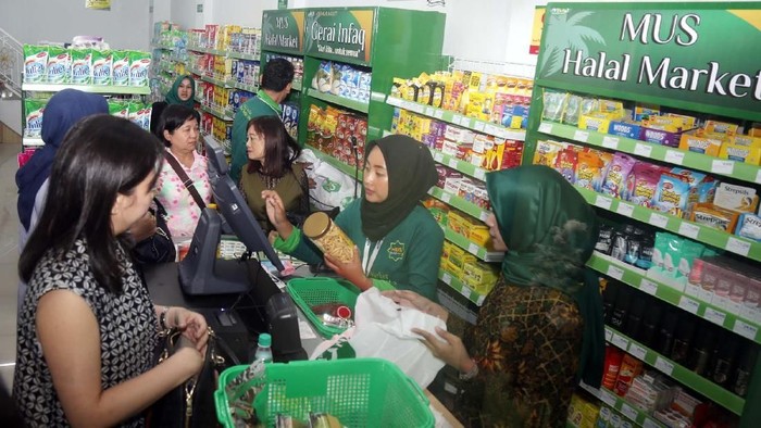 MUS Halal Convenience Store hadir menjadi alternatif bagi warga Depok untuk berbelanja produk halal kebutuhan sehari-hari dengan konsep kenyamanan.