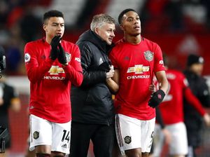 Dikaitkan dengan Newcastle, Pangeran Arab Masih Penasaran Beli Man United