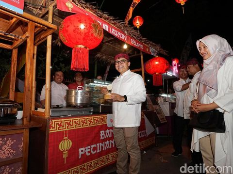 Bisa Jajan Enak di Pecinan Street Food, Kawasan Kuliner Terbaru di Banyuwangi