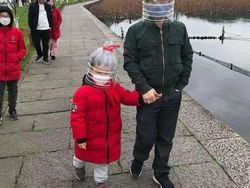 Bermacam Cara Tak Biasa Berlindung dari Ancaman Virus Corona