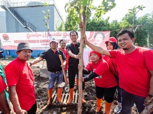 Tanam Pohon untuk Penghijauan, PDIP Surabaya: Politik Tak Selalu Kekuasaan
