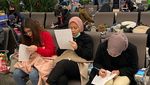 Potret Kebahagiaan WNI yang Dievakuasi dari Wuhan