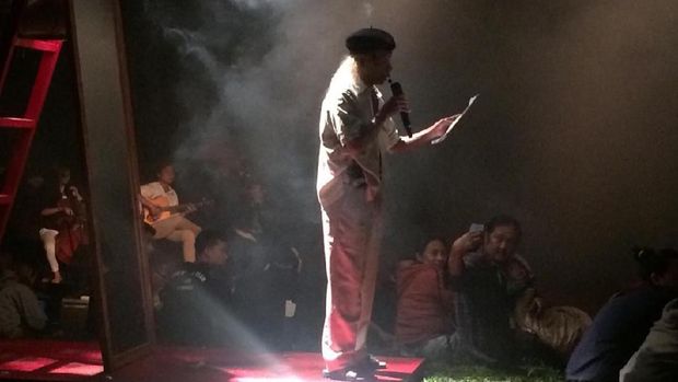 Refleksi Zaman pada Puisi-puisi Sindhunata yang Diangkat dalam Pertunjukan