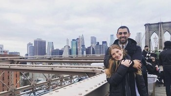 Merayakan Hari Valentine. Foto: Instagram @jenniferkgates