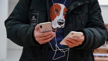 Foxconn menyatakan mereka mengaku masih beroperasi seperti biasa dan tak akan berdampak pada volume produksi. Foto: Getty Images