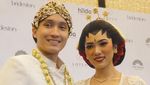 Patah Hati Nasional Jilid 2! Lihat Nih, Senyum Bahagia Isyana dan Rayhan