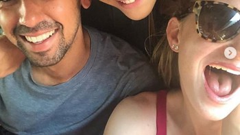 Saat keduanya menghabiskan liburan bersama. Foto: Instagram @jenniferkgates