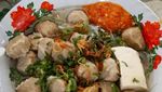 20 Bakso Kerikil dan Mercon Ada di Sini