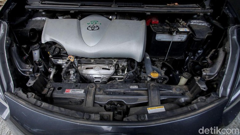 Before-After, Cuci Mobil Sauna Cuci mobil dengan tenaga uap memberikan kebersihan yang berbeda. Dengan pressure air yang tinggi kotoran yang menempel pada bodi hilang seketika.