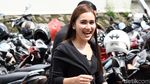Haters Minggir! Ayu Ting Ting Makin Seksi sampai Pamer Perut