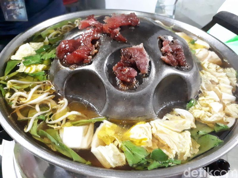 Steam Boat-Sukiyaki-BBQ