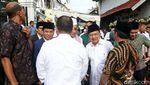 Sampaikan Rasa Duka, Jokowi-JK Melayat Almarhum Gus Sholah