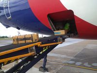 Sriwijaya Air Antarkan Masker & Protective Clothing ke China