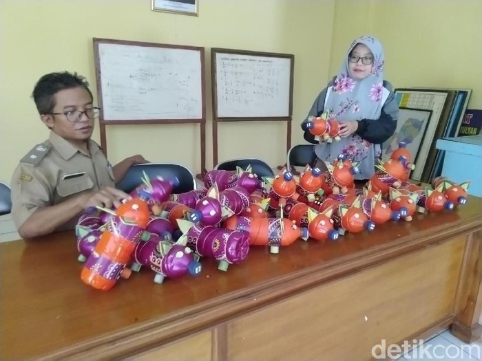 Celengan karya Desa Karangkamulyan Ciamis