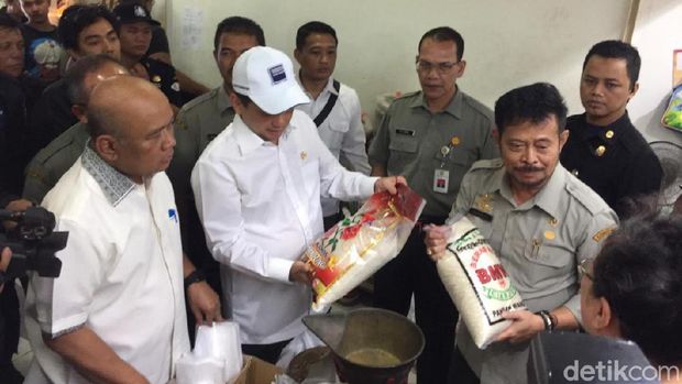 Duet Mendag-Mentan Operasi Pasar Senen