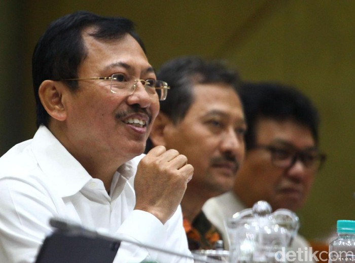Anggota Komisi IX Ribka Tjiptaning dari Fraksi PDIP berbicara soal singkatan korona yakni komunitas rondo mempesona.