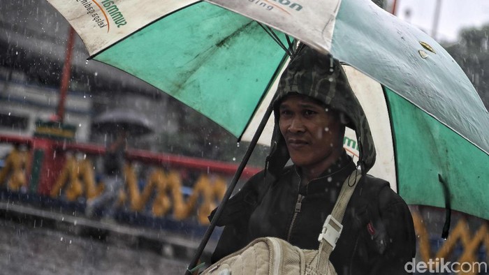 Waspada Puncak Musim Hujan Februari hingga Maret di Jakarta BMKG memprediksi puncak musim hujan 2020 di Jakarta baru terjadi pada Februari dan Maret mendatang.