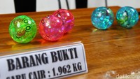 Sabu cair itu diselundupkan dengan cara dimasukkan ke dalam bola mainan.