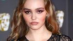 Penampilan Lily-Rose Depp dengan Dress Menerawang di BAFTA
