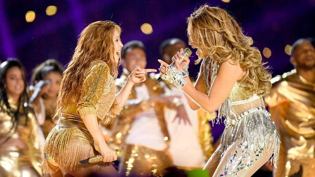 Shakira dan J.Lo di Super Bowl 2020 / 