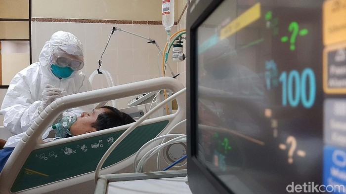 RS Margono Soekarjo Purwokerto mengantisipasi penyebaran virus Corona di wilayah Banyumas. Mereka menggelar simulasi penanganan pasien infeksi virus corona.
