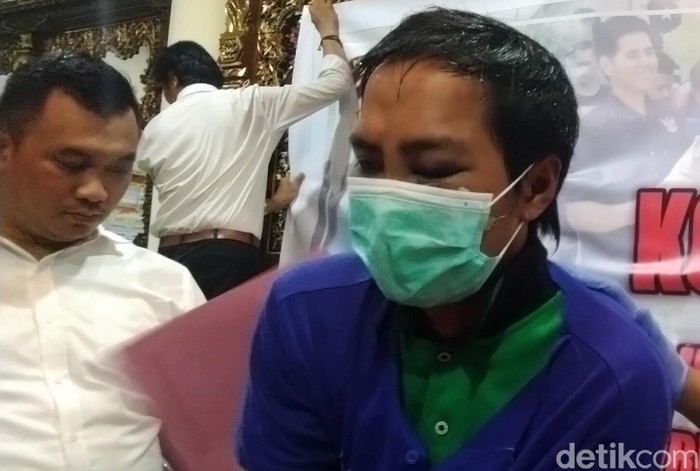 Ini Dia Perampok dan Pemerkosa Dua Perempuan di Semarang Seorang pria bernama Susanto (31) alias Bodong tega merampok dan memperkosa dua perempuan di Semarang. Saat ini dia telah berhasil ditangkap oleh jajaran polisi dari Polrestabes Semarang, Senin (3/2/2020).