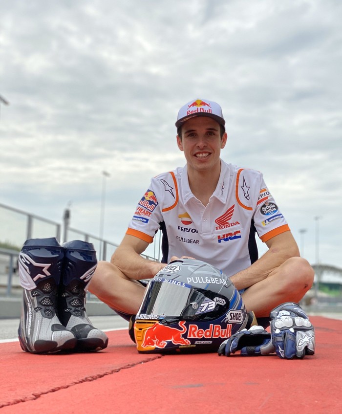 Alex Marquez Pamer Helm Balapnya