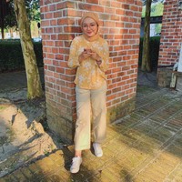 Sejak perubahan penampilannya itu, Syarmine mengaku didekati oleh pria yang dulu menolaknya. Dia bilang saya makin cantik dan tanya saya masih suka dia nggak? Saya bilang nggak lagi, jelas Syarmine. Foto: Twitter @__syarmineisa