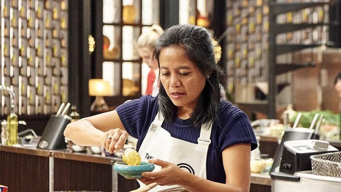 Bule Kepincut Makanan Indonesia