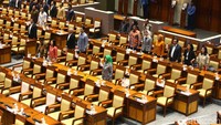 DPR RI menggelar rapat paripurna untuk menetapkan nama-nama hakim agung, hakim ad hoc dan hakim hubungan industrial hasil uji kelayakan dan kepatutan (fit and proper test) Komisi III. Sebanyak 286 anggota DPR tidak menghadiri rapat paripurna tersebut.