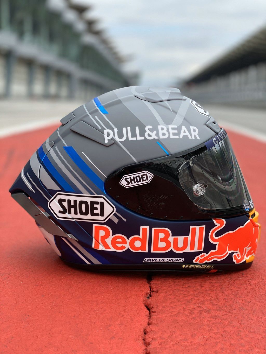 Alex Marquez Pamer Helm Balapnya