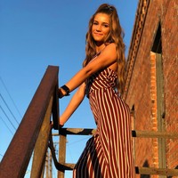 Aku merasa seperti aku tidak pernah cukup baik untuk orang-orang. Orang selalu bilang mereka pikir aku kaya dan hidupku sempurna karena media sosial tapi kenyataannya, ketika kecil, aku tidak memiliki itu, Foto: Instagram @morgannlyn