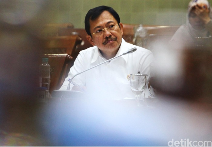 Anggota Komisi IX Ribka Tjiptaning dari Fraksi PDIP berbicara soal singkatan korona yakni komunitas rondo mempesona.