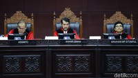 Disebutkan, pembentukan dewan pengawas tidak bertentangan dengan kaidah hukum antikorupsi. 