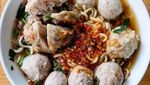20 Bakso Kerikil dan Mercon Ada di Sini