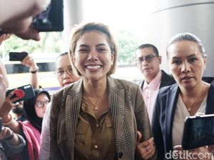 Reaksi Nikita Mirzani Serangannya Ditanggapi Bjorka