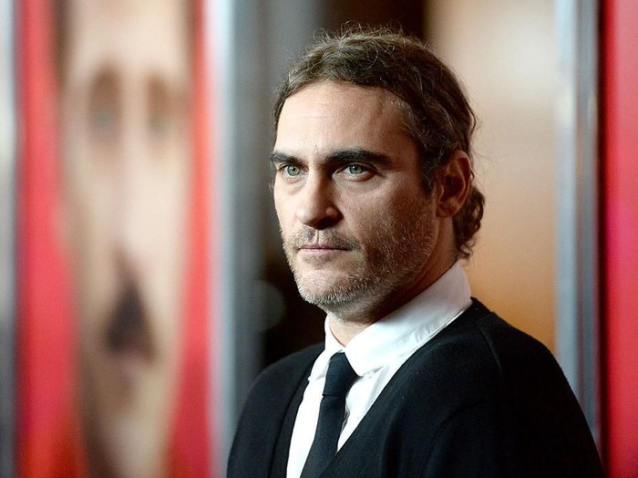 455674455 LOS ANGELES, CA - DECEMBER 12: Actor Joaquin Phoenix attends the premiere of Warner Bros. Pictures
