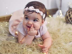 100 Nama Bayi Perempuan Islami yang Menginspirasi