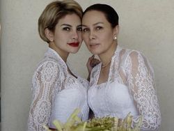 Nikita Mirzani Ditahan, Fitri Salhuteru Sedih dan Prihatin