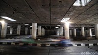 Menurut keterangan warga banjir di Underpass Kemayoran telah surut pada Senin (3/2) malam sekitar pukul 21:00 WIB.