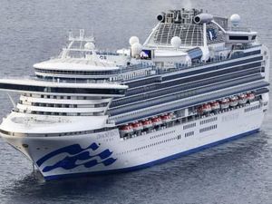 Seperti Apa Proses Pembersihan Kapal Diamond Princess dari Corona?