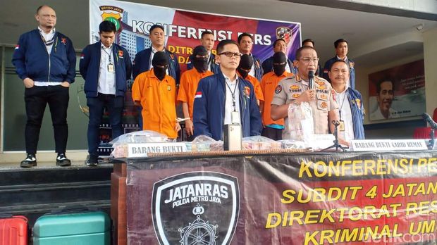 Polda Metro Jaya tangkap pembantu yang curi uang majikan Rp 4,2 M